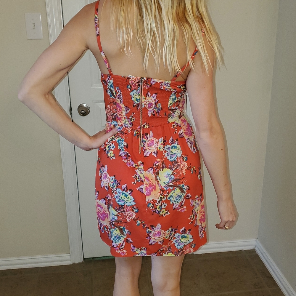 Sundress - Picture 6 of 6